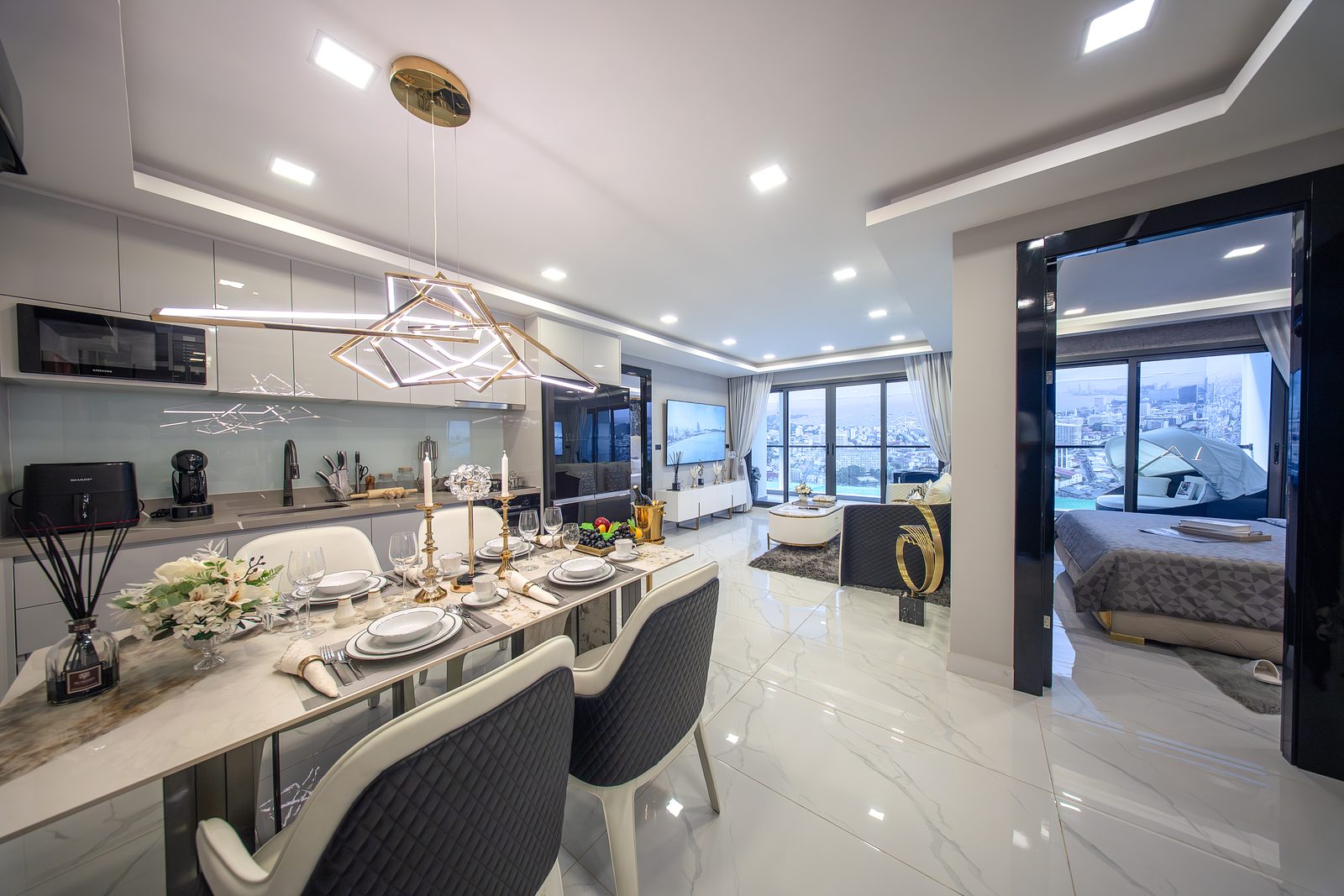 ห้องตัวอย่างจริง 2 ห้องนอน 94 ตร.ม. – ห้องทานอาหารและนั่งเล่น